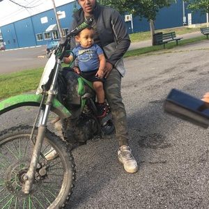 Meet your Posher, Carlos